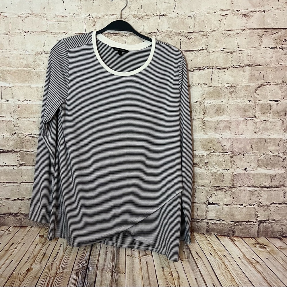 Banana Republic long sleeve striped top size large